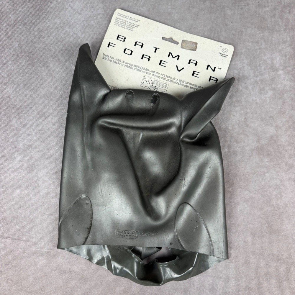 Vintage 1995 Batman Forever Mask Collegeville Imagineering Rubber Cowl DC Comics - Picture 8 of 16